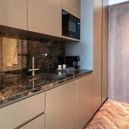 Ξενοδοχείο με διαμερίσματα Del Mar 4*