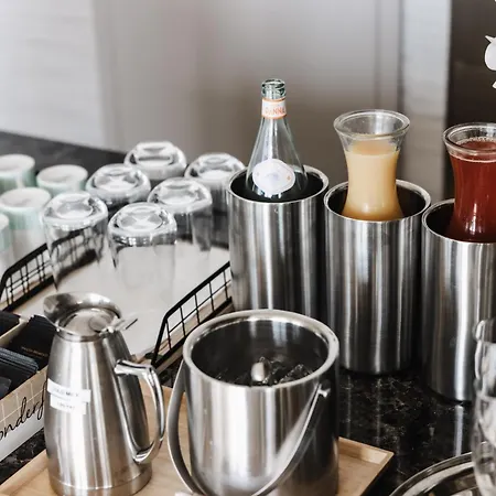 Del Mar 公寓式酒店 4*